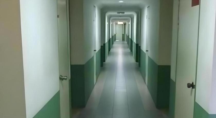 Hotel Hung Hung Kuching Esterno foto