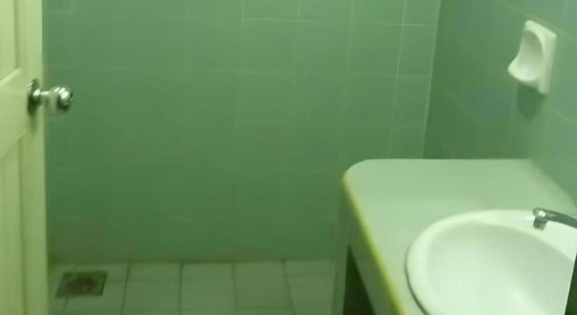 Hotel Hung Hung Kuching Esterno foto